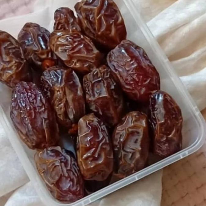 

BAYAR DITEMPAT Kurma Medjol Dates California 500gr/Natural Delight Jumbo/KURMA 1KG/KURMA BARARI/KURMA RUTHOB/KURMA BAM/KURMA PALM FRUIT/KURMA TANGKAI/KURMA AZWA/KURMA SUKKARI/KURMA SAFAWI/KURMA TUNISIA/KURMA MUDA KUNING/KURMA MUDA HIJAU/KURMA MEDJOL/KURMA