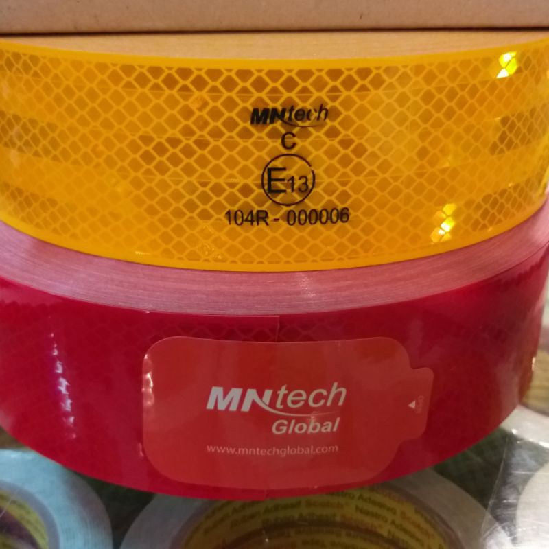 

MNtech Conspicuity Reflective Tape Alat Pemantul Cahaya Tambahan Syarat KIR DISHUB Sticker Reflectif