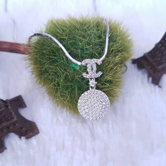 Kalung Liontin Xuping Chanel Silver Perak Kristal Zircon Perhiasan Lapis Emas 18K Rhodium Wanita