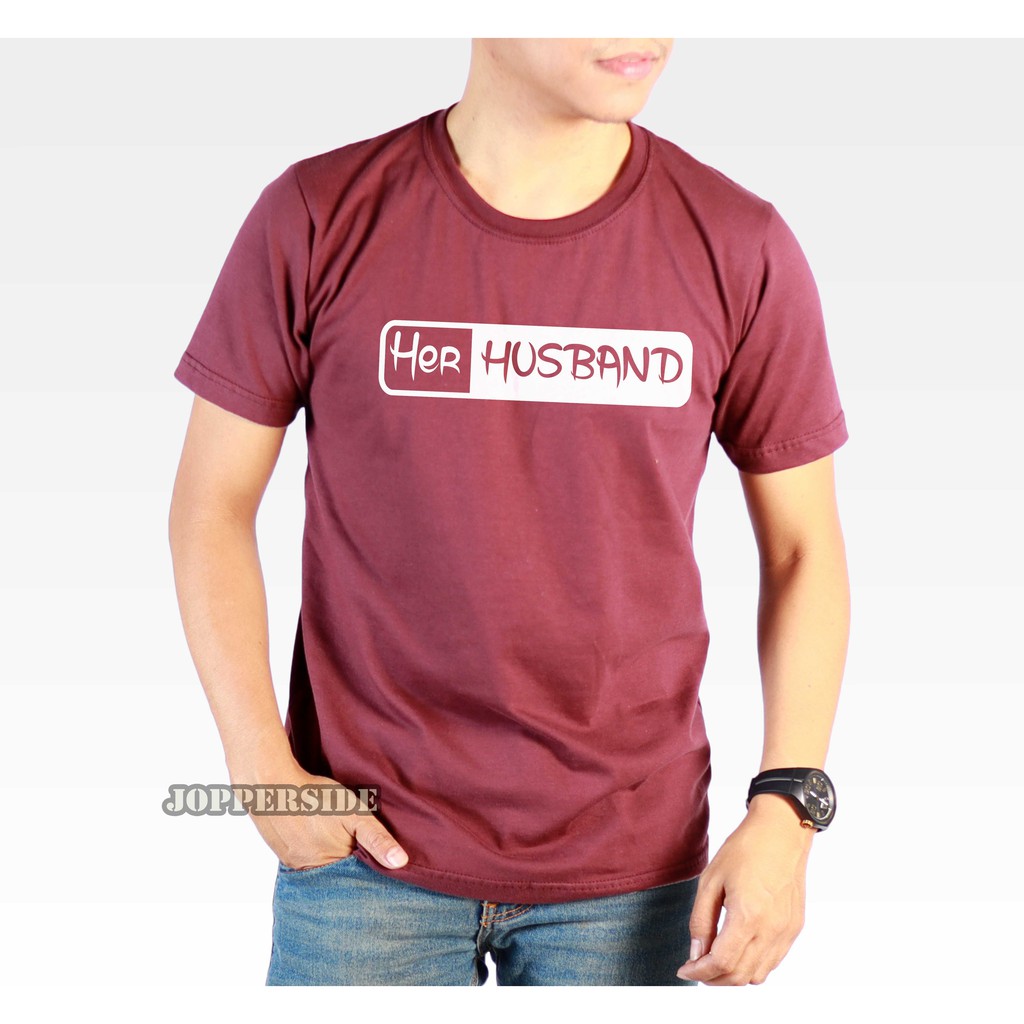 JOPPERSIDE TSHIRT KAOS DISTRO HER HUSBAND HERHUSBAND PRIA ORIGINAL PREMIUM TS27