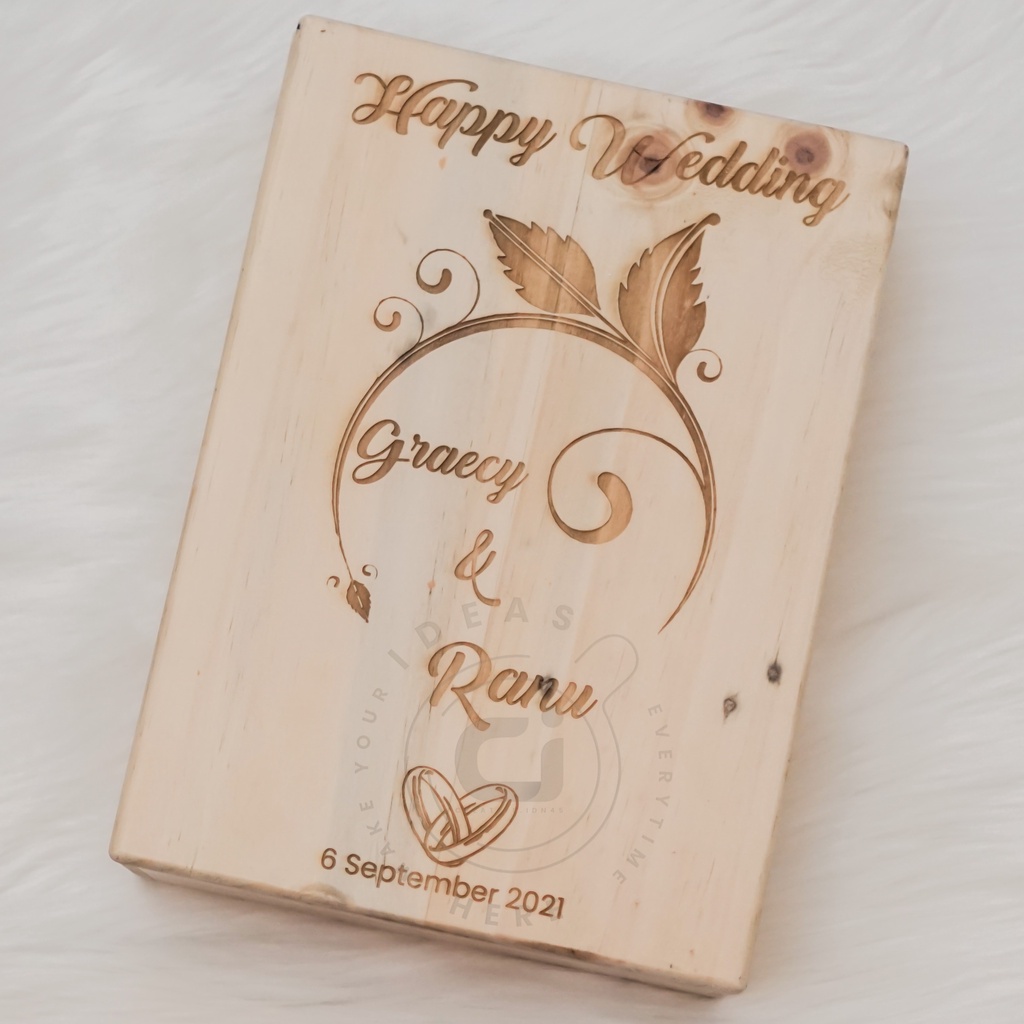 

BOX HAMPERS KAYU COUPLE CUSTOM DAN POLOS