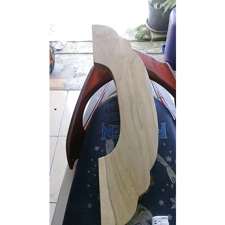 gunungan sangkar kipas