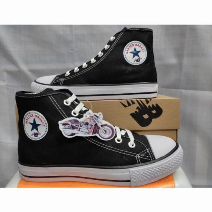 Sepatu Sekolah Warior Master Basket