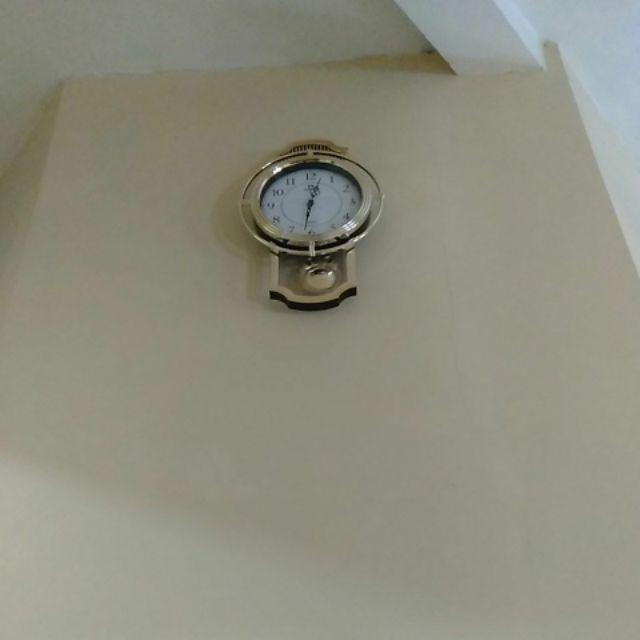 Jam Dinding Mirado Musik Bandul Goyang 937 Diameter 33cm