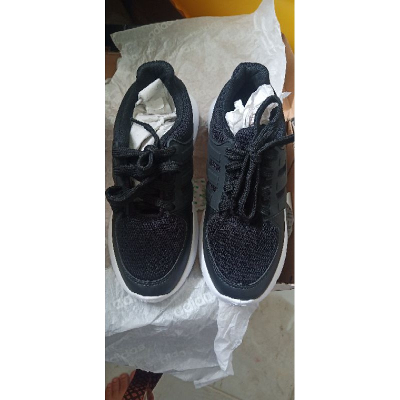 sepatu anak buccheri