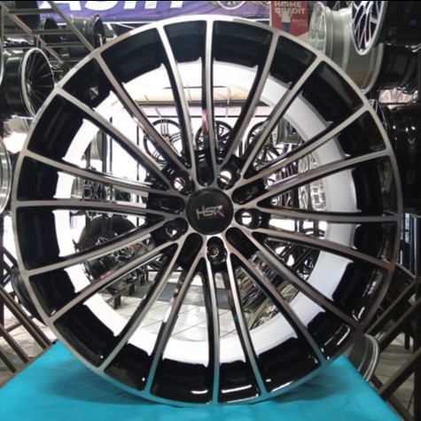 Velg Mobil HSR STANFORD 10301 Ring 18 Velg HSR R18 HRV Xpander Innova Rush Terios