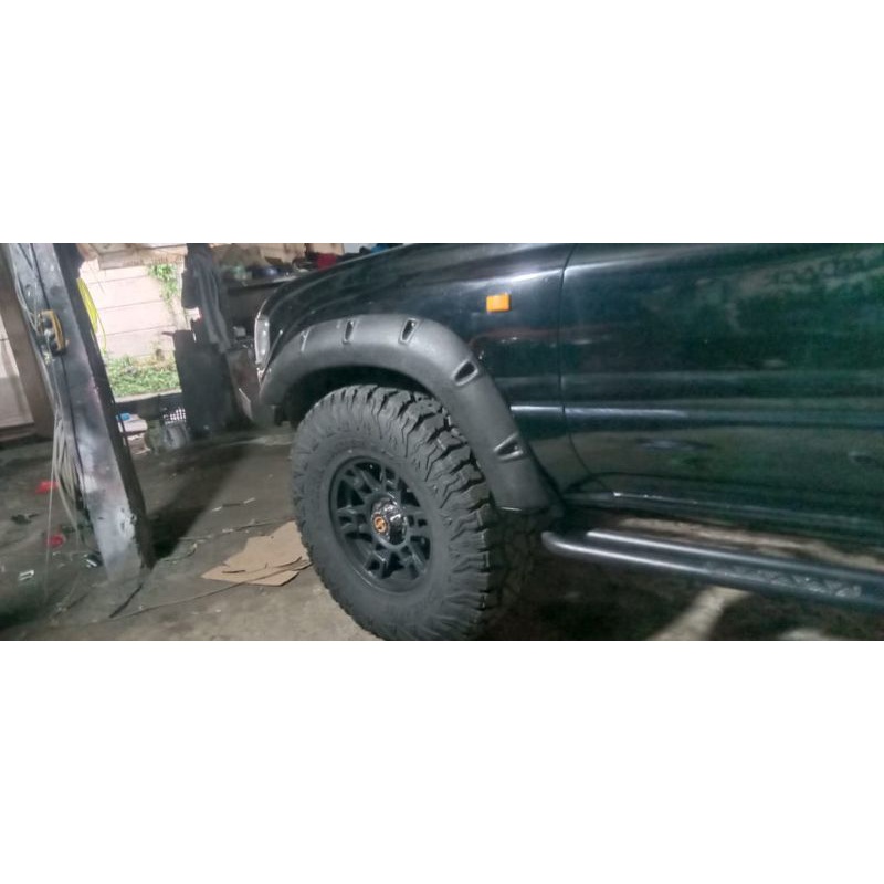 over fender landcruiser v80 model monster