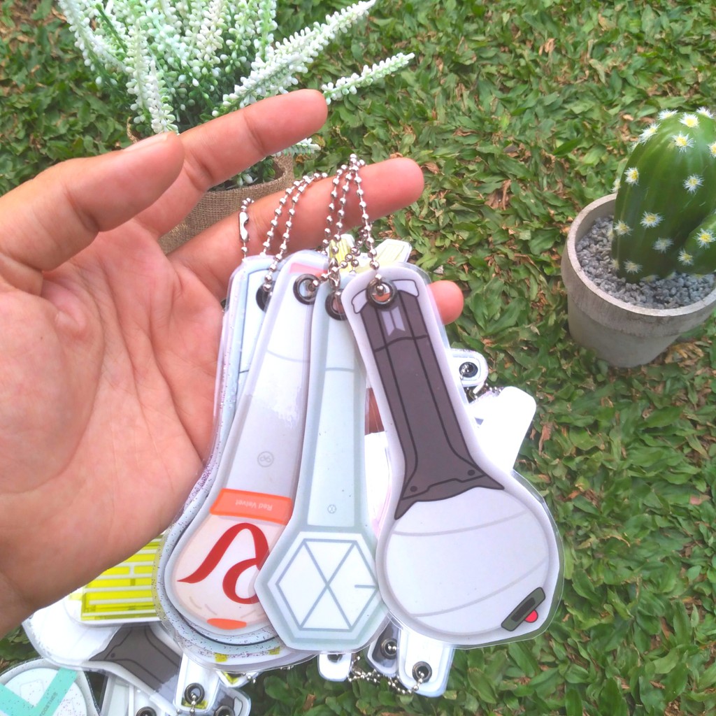 Hangtag/Keychain/Keyring Lighstick KPOP