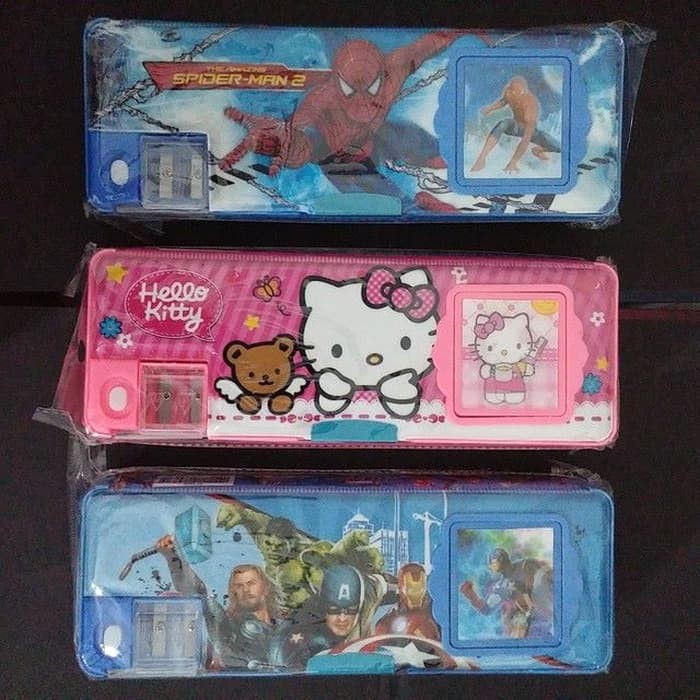 

Kotak pensil kalkulator motif karakter