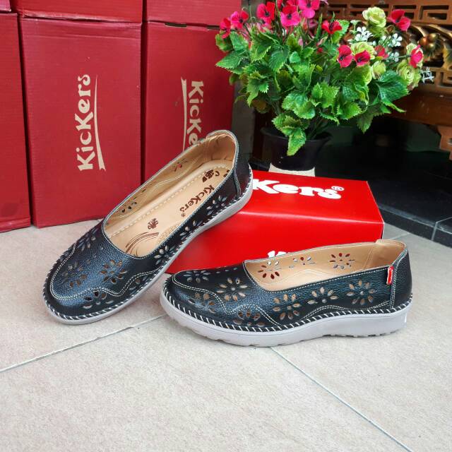 Kickers  cewek