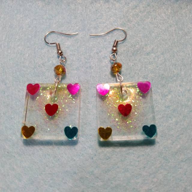Anting Resin Square Shape Love Love