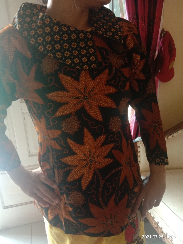Batik Wanita Atasan Blouse Modern Model Kerah Besar Batik Kerja Wanita