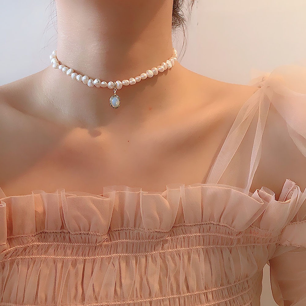 Needway  Luxury Clavicle Choker French Moonstone Pendant Collar Necklace Natural Freshwater Pearls Elegant Irregular Stylish Baroque For Women Fashion Jewelry/Multicolor