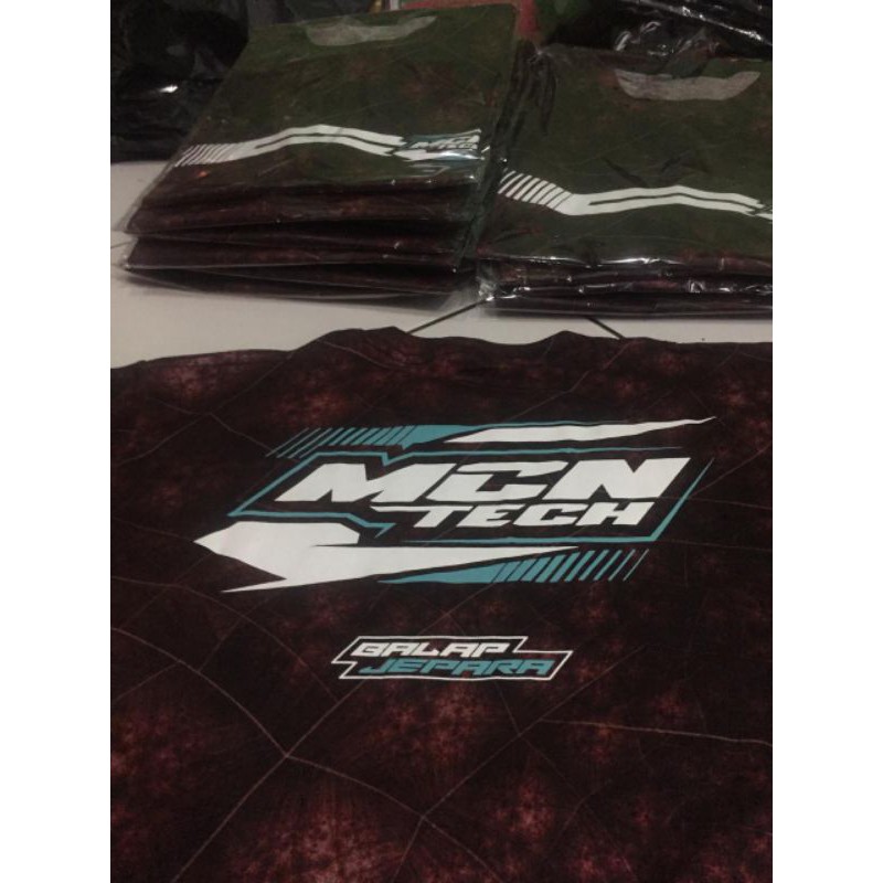 KAOS MOTIF RACING MERAH