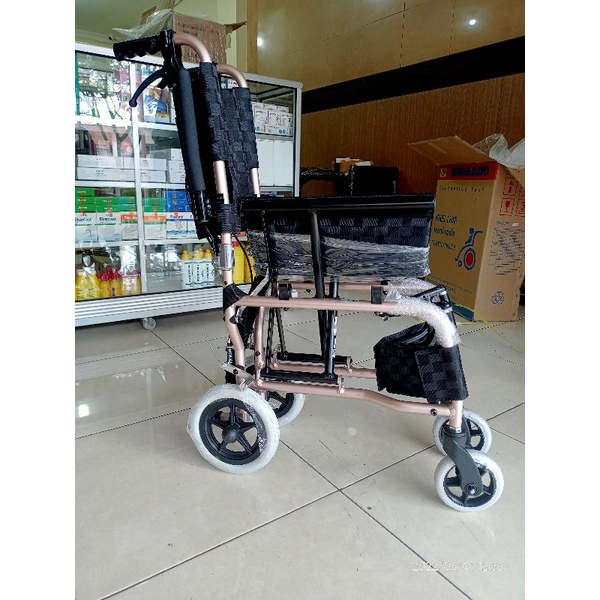 Kursi Roda Travelling Gea FS 804 LABJ-37