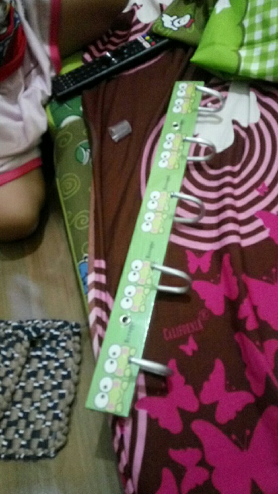 Gantungan Baju Kartun/ Kapstok/ Cantelan Baju