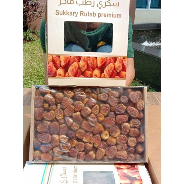 

Kurma sukari lina oasis rutab premium 3kg sukkary rutab premium lina
