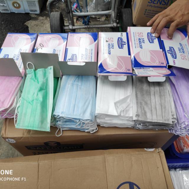 Masker hijab safeguard isi 50 per boxnya