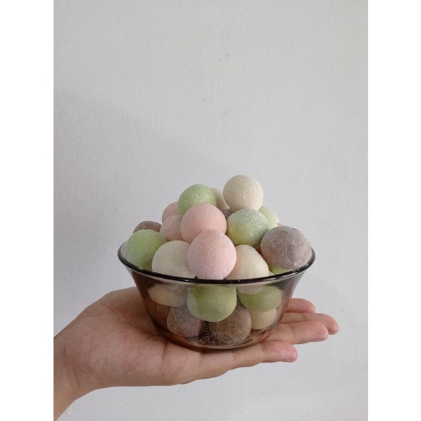 

BOLA-BOLA SUSU/BOLA SUSU DANCOW/BOLA SUSU ENAK MURAH