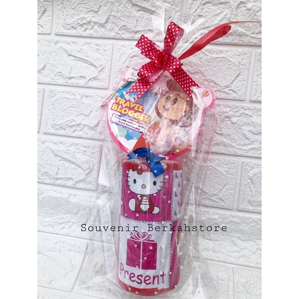 

Paket ulang tahun Baby panda + celengan paket ulang tahun