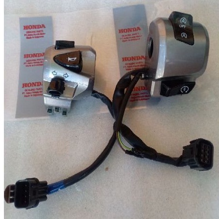 holder atau handle switch saklar kanan kiri hinda new scoopy keyless holder kiri new scoopy keyless 