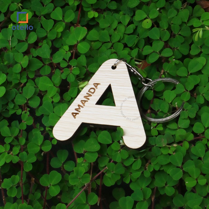 Custom Gantungan Kunci Kayu Alfabet Grafir Wood Keychain Letter Custom Nama Ganci Otello