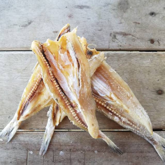 

Ikan asin bloso/koros 1kg.murah