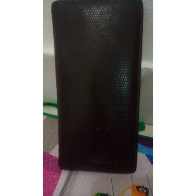 Dompet hush puppies preloved