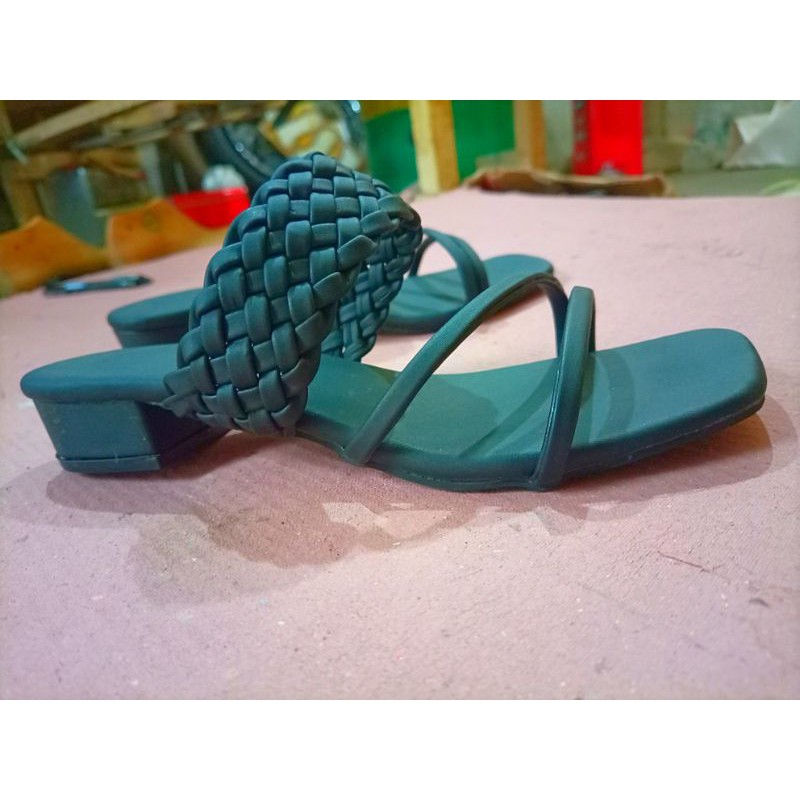 sandal wanita hak 3cm heels IW 09