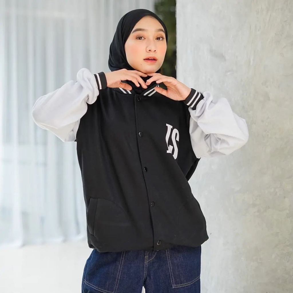 Jaket Sweater Baseball IS bisa untuk pria/wanita size L XXL