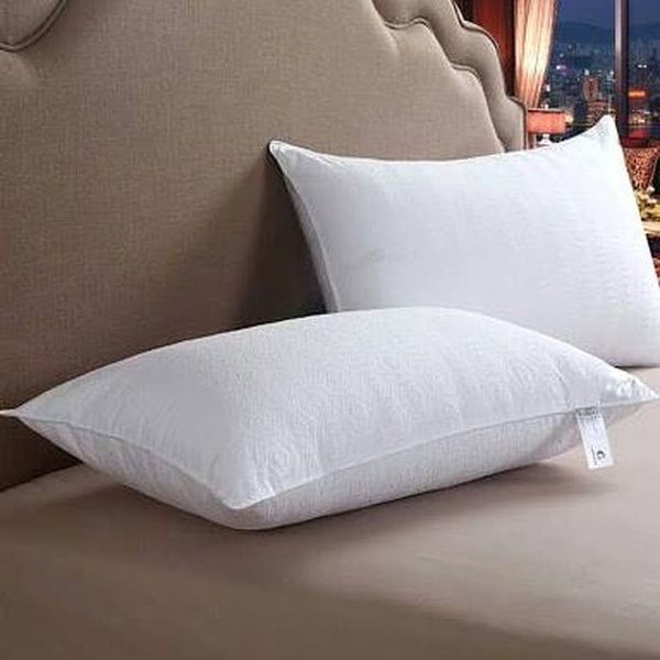 Bantal tidur kepala  hotel berbintang super mewah