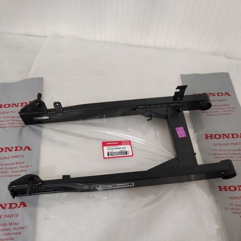 Swing Arm Fork Belakang capit udang Honda Revo Absolute - Revo fit - Blade lama Tromol ORIGINAL