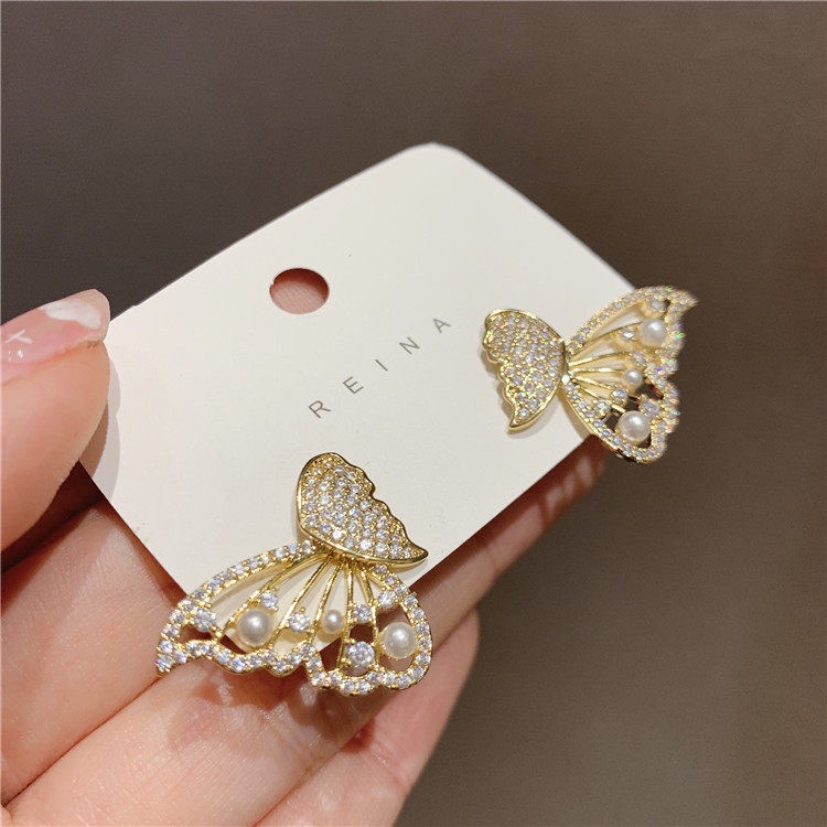 Anting Stud Desain Kupu-Kupu Aksen Mutiara Berlian Imitasi Bahan Alloy Untuk Wanita