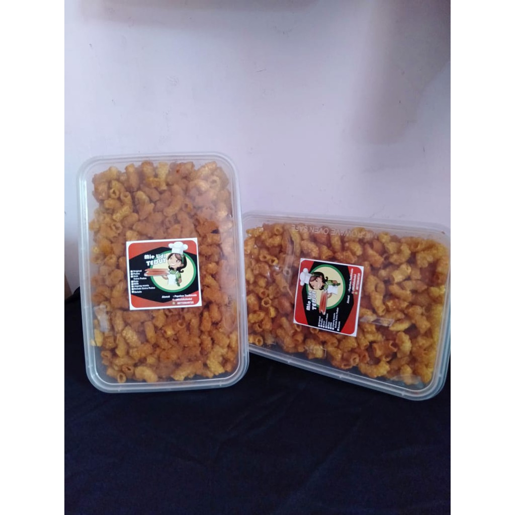 

MAKARONI BANTET BOX/ SNACK MAKARONI KARANGANYAR