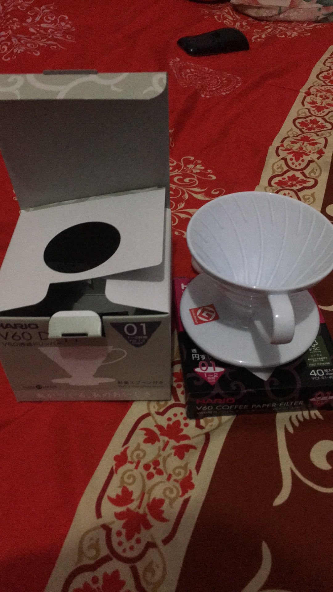 Hario Set V60 Coffee Dripper 01 White & Paper 01 White Isi 40