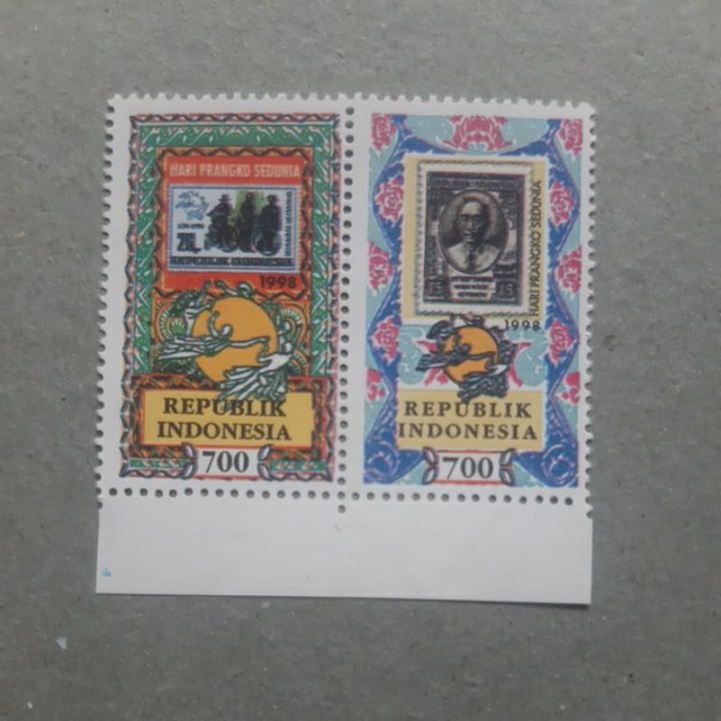 

Perangko Hari prangko sedunia world stamp day 1998 blok 2 prangko