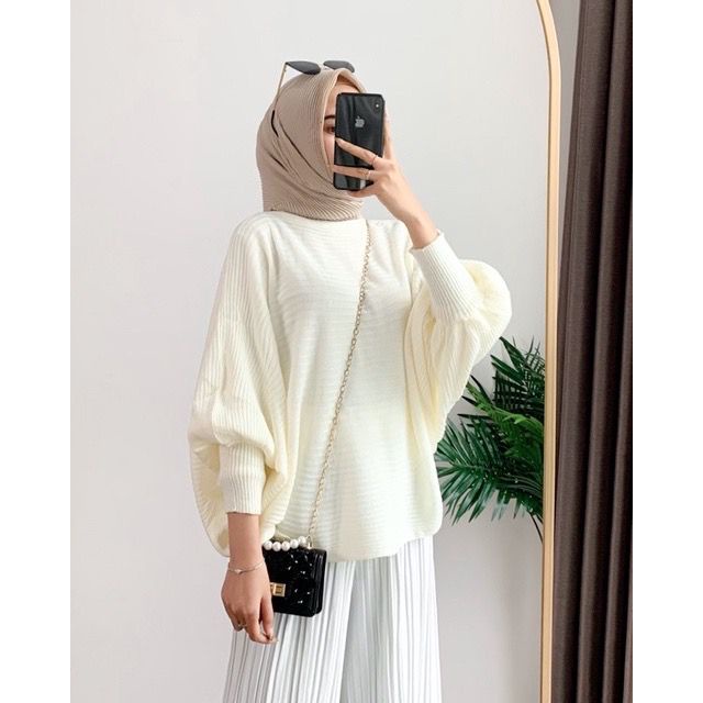 BEFAST - ZFS OOTD Wanita Blouse IYANA / RJT BARLY OVERSIZE BATWING / Blouse Kasual / Blouse Rajut Kekiniana Wanita Remaja / Rajut Trendy / Terlaris / Blouse Rajut Lengan Panjang / Blouse Rajut Polos