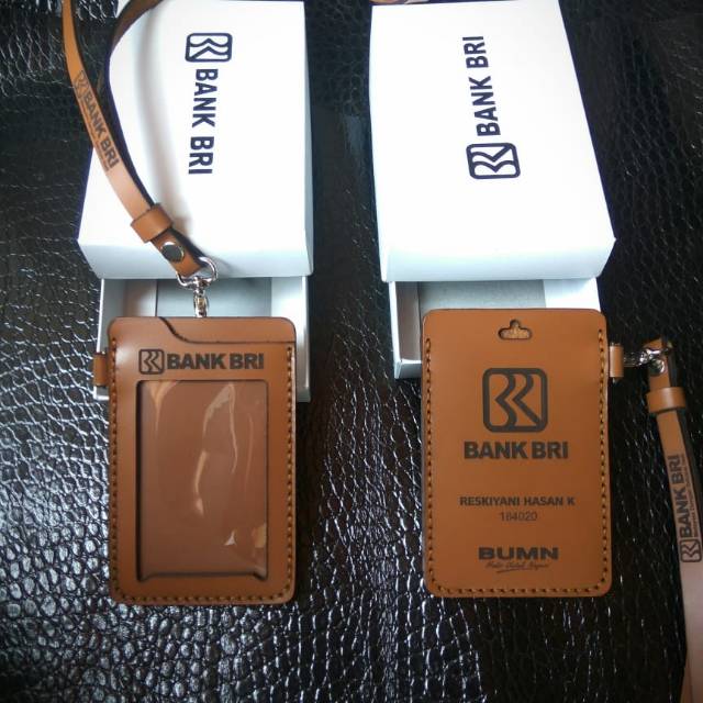 

Name Tag kulit asli bahan premiun kulit