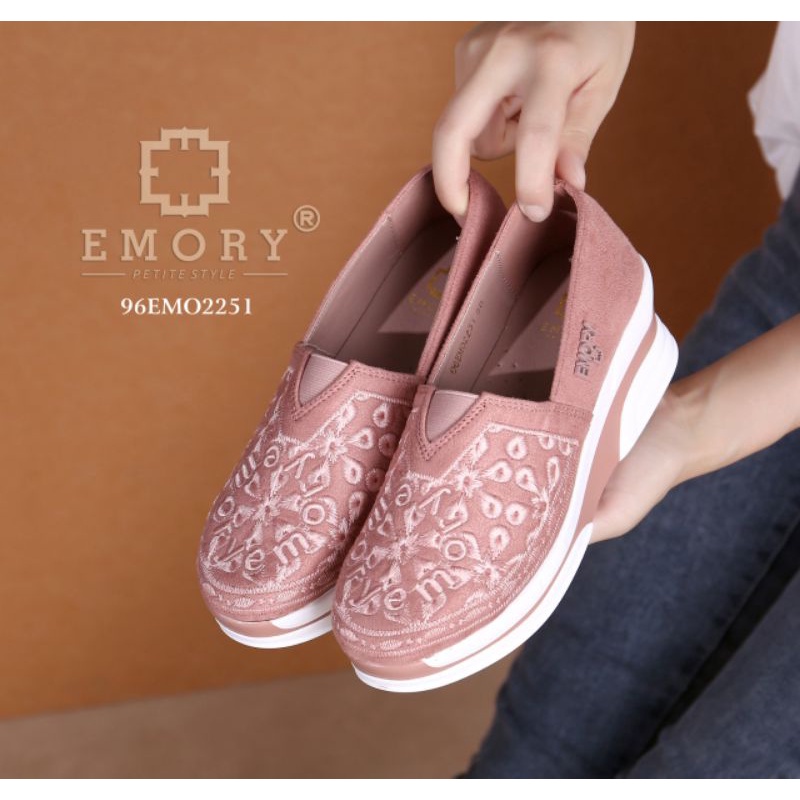 Emory style shoes & bags