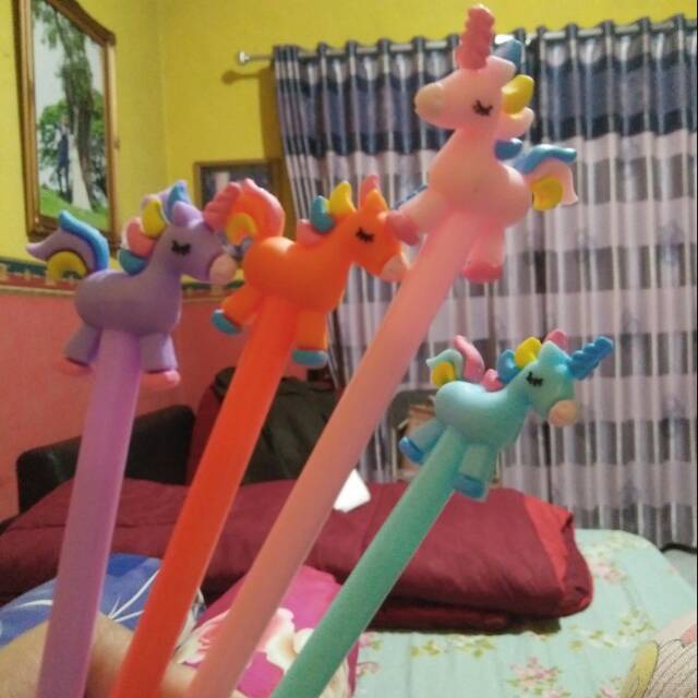 

Pulpen unicorn boxy warna pastel