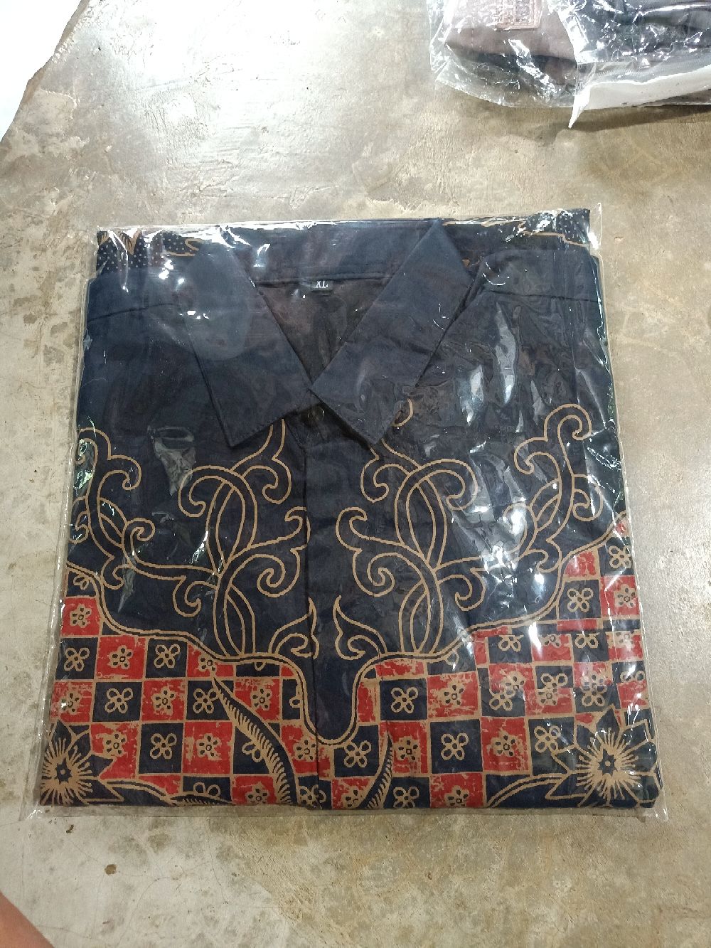 Kemeja Batik Pria Slimfit Premium Batiknya Julio Dv 1