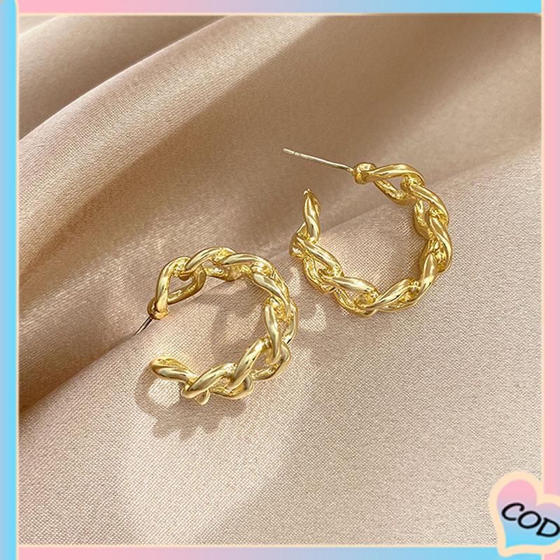 COD❤️ Anting-Anting Retro Fashion Logam Berongga Rantai Stud Earrings Premium Sense Earring-A.one