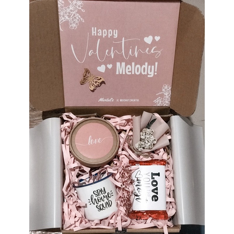 

CUSTOM GIFT BOX-BDAY GIFT - VALENTINE GIFT BOX HAMPERS - PAKET C
