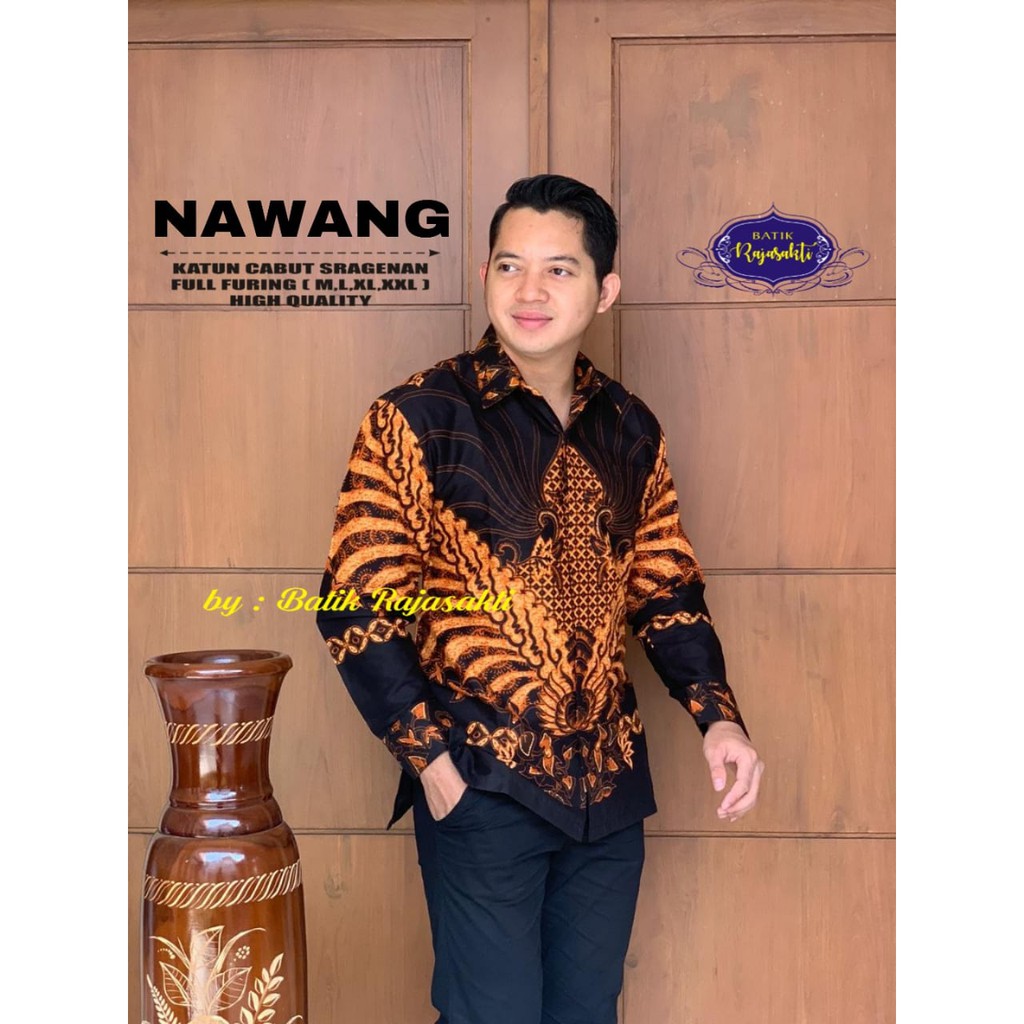 NAWANG RAJASAKTI KEMEJA BATIK SOLO PRIA LENGAN PANJANG LAPIS FURING ATASAN PREMIUM MODERN KATUN HALUS ARYABIMA EXCLUSIVE ARYAQUNA ARYASALOKA ARYATIRTA ASMARADANA ASTAGUNA AUSHAF BABON ANGKREM BAHUWIRYA  BANAMITRA BANAMITRA PUTIH BANGSAWAN BAYU