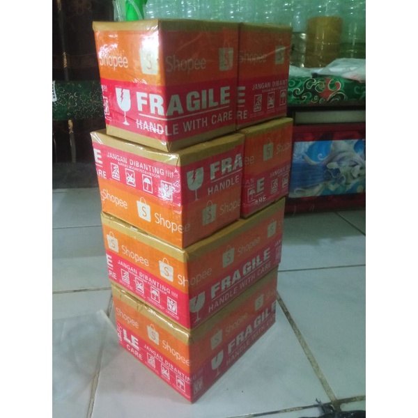 

Kardus untuk garansi pengiriman