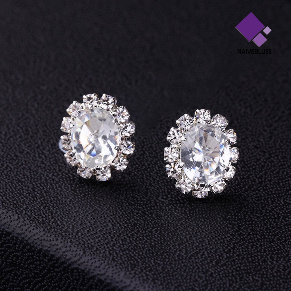 Anting Stud Bentuk Bunga Aksen Berlian Imitasi Untuk Wanita