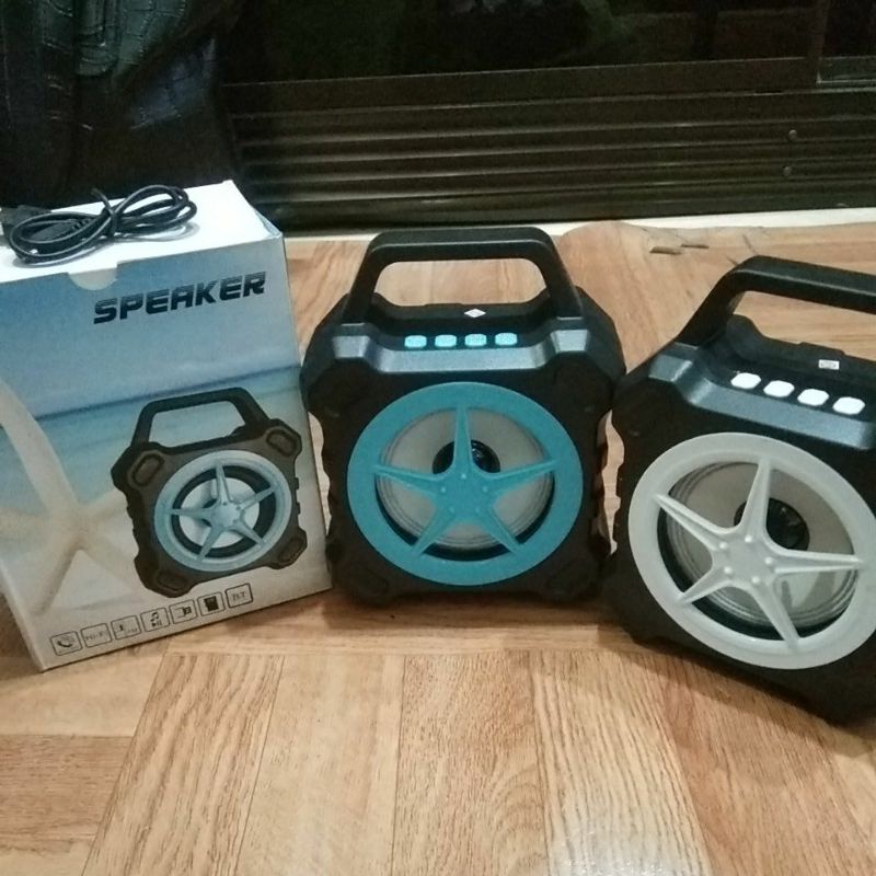 SPEAKER F7