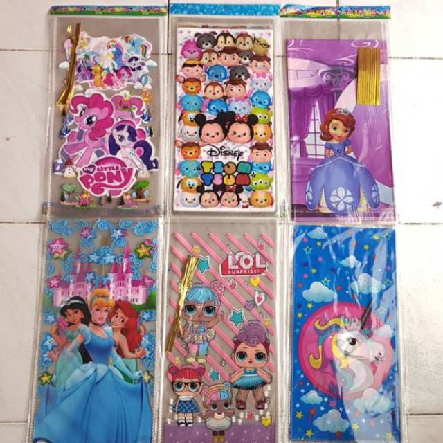 

Plastik Snack Ulang Tahun/ Kantong Souvenir Ulang Tahun