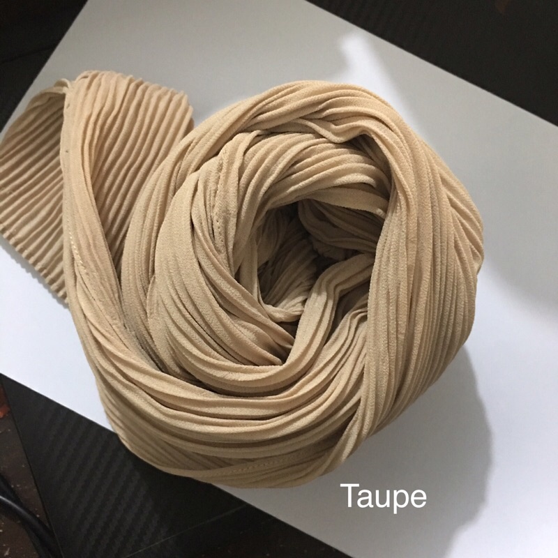 [TANPA GARIS TENGAH] FULL PLISKET PASHMINA pashmina plisket ceruty babydoll pasmina plisket-Taupe