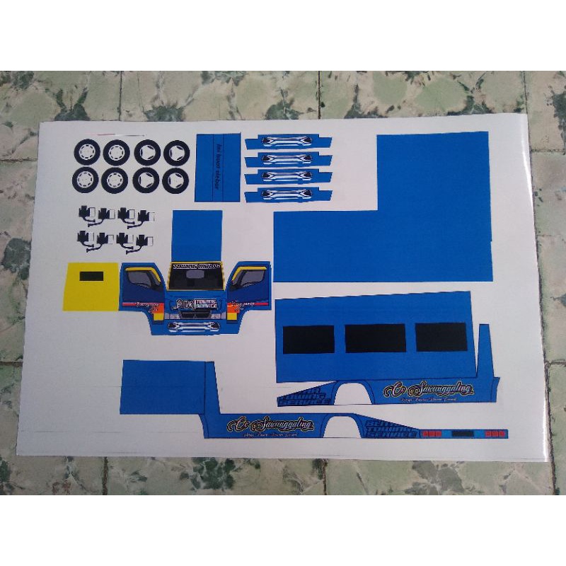Lembaran PaperCraft Truk Towing Mbois Blitar Service Ukuran Mini P.24 L.5,5cm T.7cm